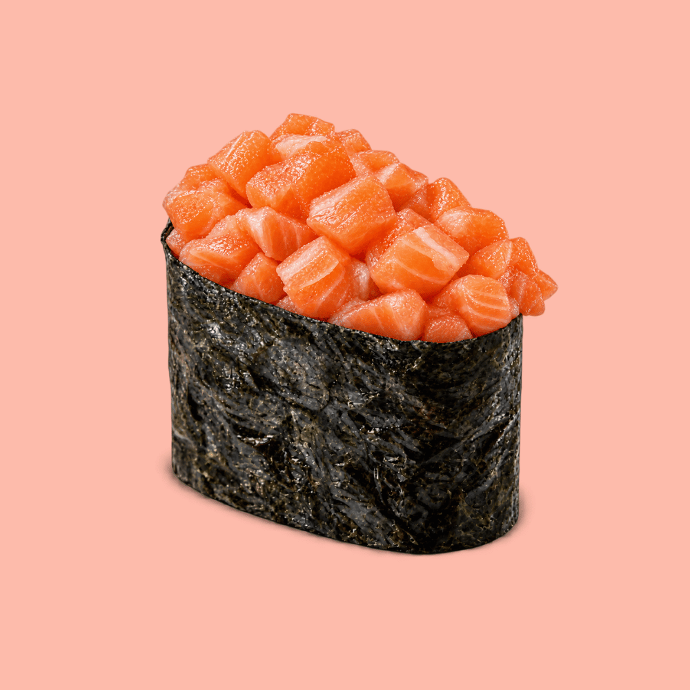 10. Salmon Tartare Gunkan 2 pcs